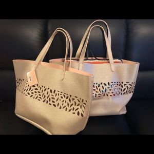 Brand new tote bag get 2 for $25